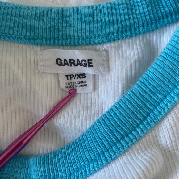 graphic tank top - Picture 3 of 3